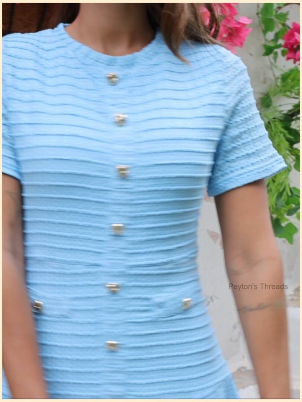Textured Slim Fit Midi Dress with Short Sleeves and Crewneck - Picture 7 of 7